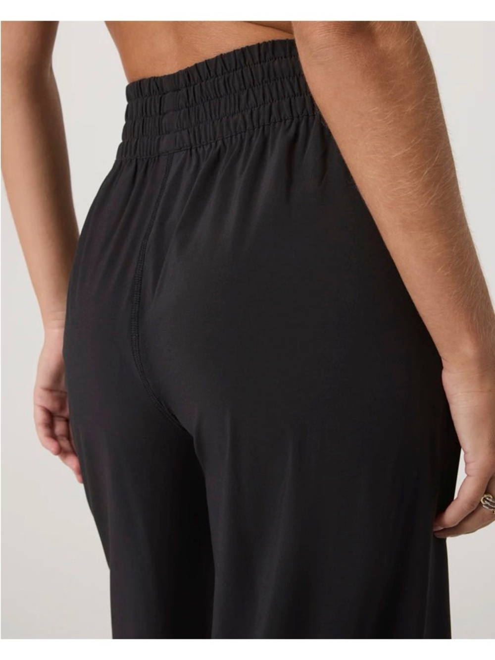 Vuori Villa Black Wide-Leg Pants (add matching Villa Cami for perfect set) - Picture 3 of 3